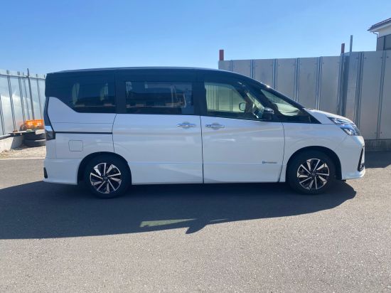 NISSAN Serena #3